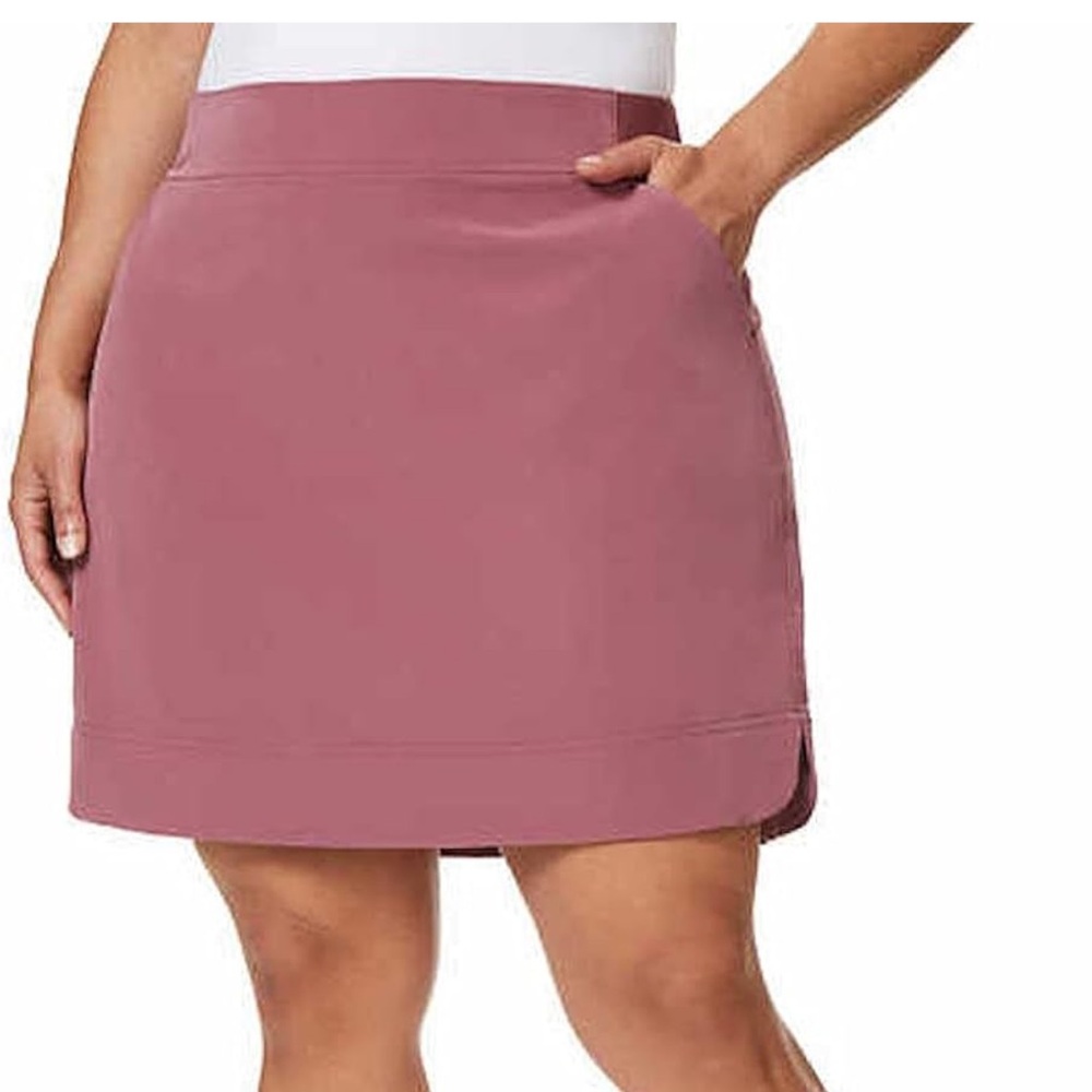 32 Degrees Cool Women's Skort Wine Color Size Medium